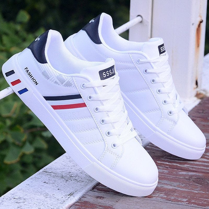 Men's Sneakers New Fashion White Casual Sports Shoes For Men Original Lightweight Flat Lace-up Tennis Shoes Zapatillas De Hombre