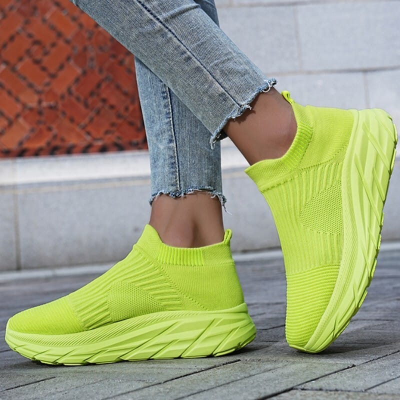 Summer shoes ladies couple casual shoes fashion lightweight breathable walking sneaker covers wear men's mesh flats women plus44