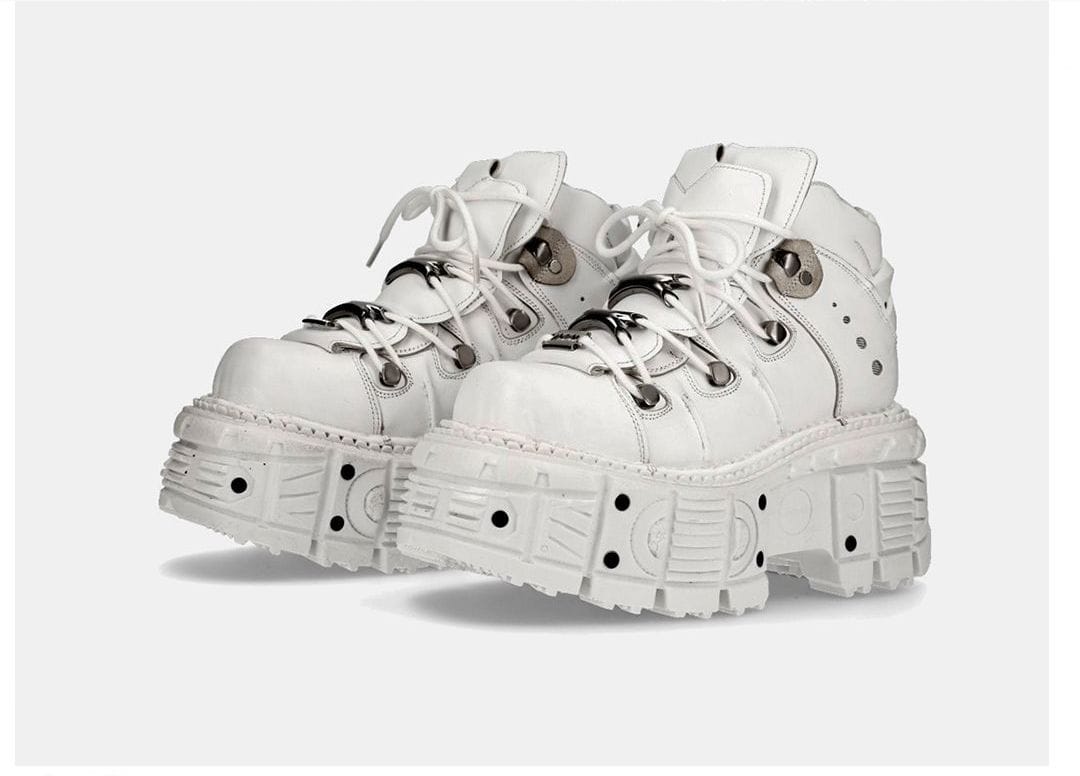 2024 Spanish Tide Platform Thick Bottom Punk Metal Height-Increasing Leather Women's Small Rock Tie Rivet Shoes