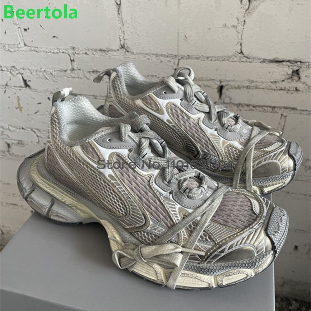 Lacing up Men's and Women's Couple Sport Shoes 2024 Thick Sole Luxury Design Casual Retro Dirty Casual Shoes Breathable Upper