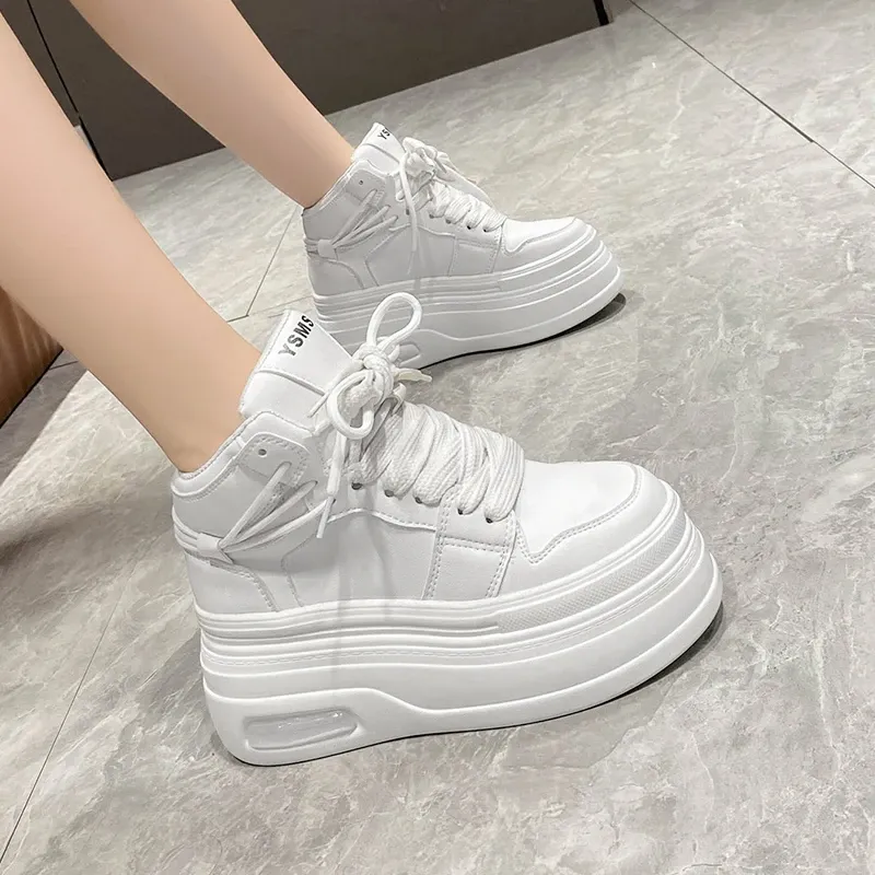 Black White Color Matching Sneakers for Women's Spring Autumn Lace Up 8cm Thick Bottom Elevated Sponge Casual Sports Shoe
