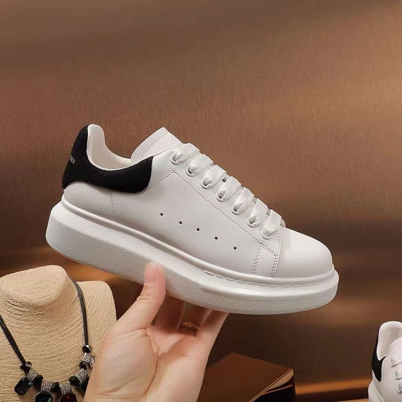 Couple Little White Shoes 2023 New Thick Sole Matsuke Men's Shoes with Elevated Breathability and Customized Women's Shoes