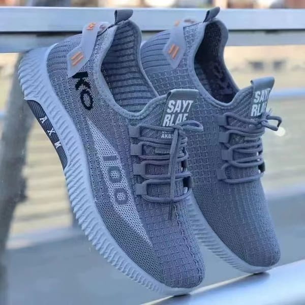 Summer New Casual Shoes Men's Breathable Mesh Sports Shoes Light and Comfortable Trendy Sports Shoes Zapatos De Hombre