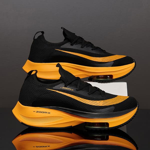 New 2023 Men Running Shoes Breathable Outdoor Sports Shoes Lightweight Sneakers for men Comfortable Athletic Training Footwear