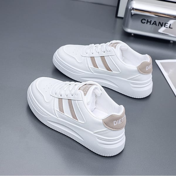 Casual Shoes Women Sports Shoes Wear-resistant and Breathable Female White Shoes Women Tennis Sneakers Lady Simple 2024 New