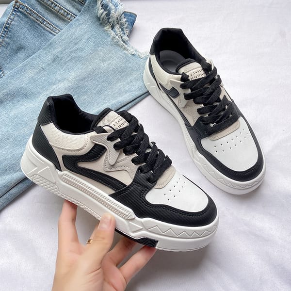Fashion Small White Shoes Women New Leisure Sports Shoes Girls with Thick Soles Low Top Board Shoes Casual Ladies Trainers