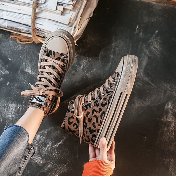 Women Sneakers Sexy Leopard Print Fashion  Canvas Shoes Korean Leisure Lace-Up Low High Top  Basket Femme E834
